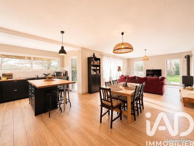 Maison 6 pièces 181 m²