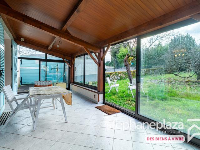 Maison 6 pièces 181 m²