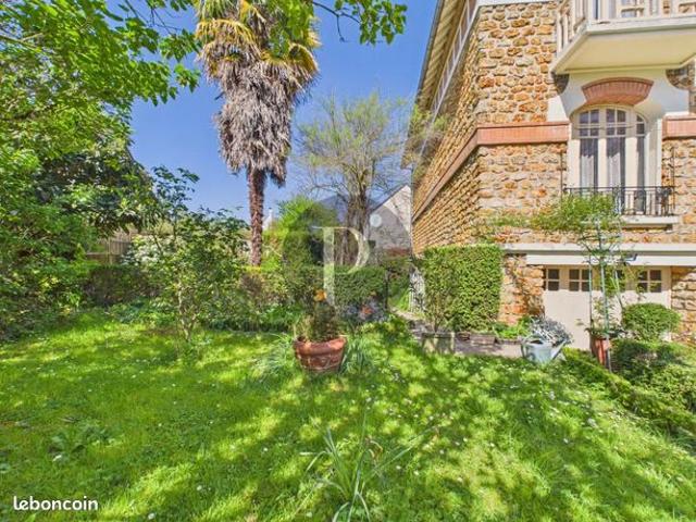 Maison 6 pièces 181 m²
