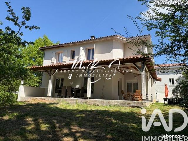 Maison 6 pièces 181 m²