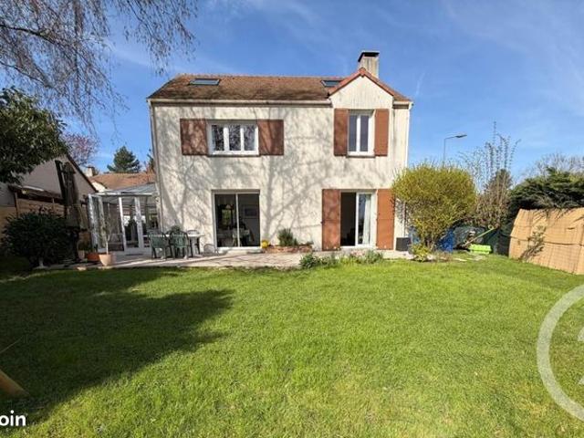 Maison 6 pièces 181 m²