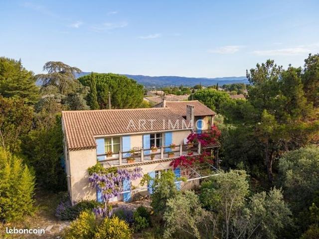 Maison 6 pièces 181 m²