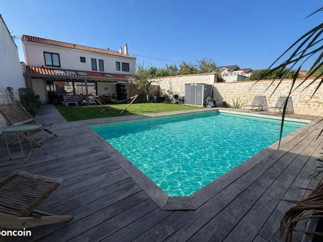 Maison 6 pièces 181 m²