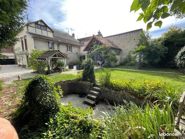 Maison 6 pièces 181 m²