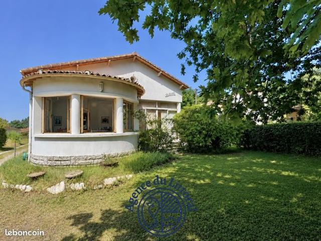 Maison 6 pièces 181 m²