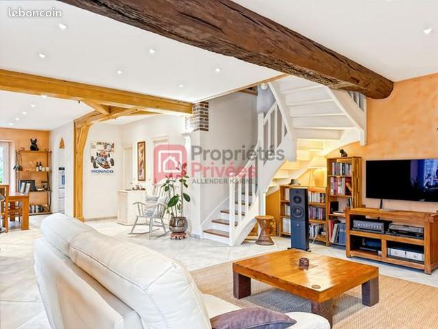 Maison 6 pièces 181 m²