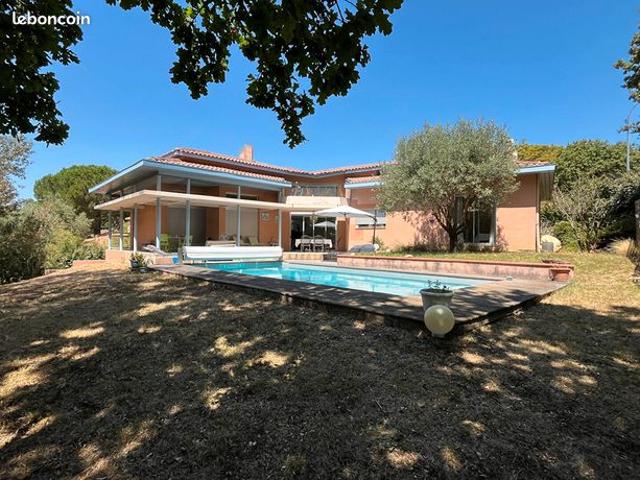 Maison 6 pièces 181 m²