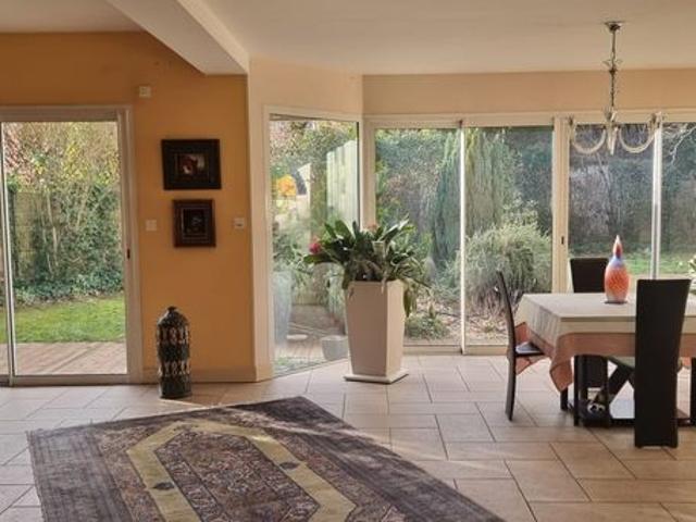 Maison 6 pièces 181 m²