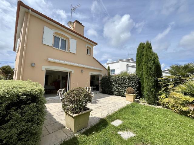 Maison 6 pièces 181 m²