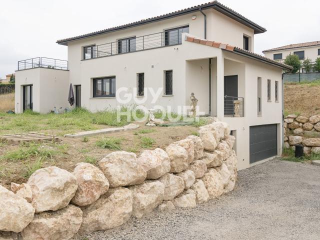 Maison 6 pièces 181 m²