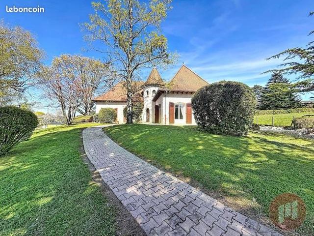 Maison 6 pièces 181 m²