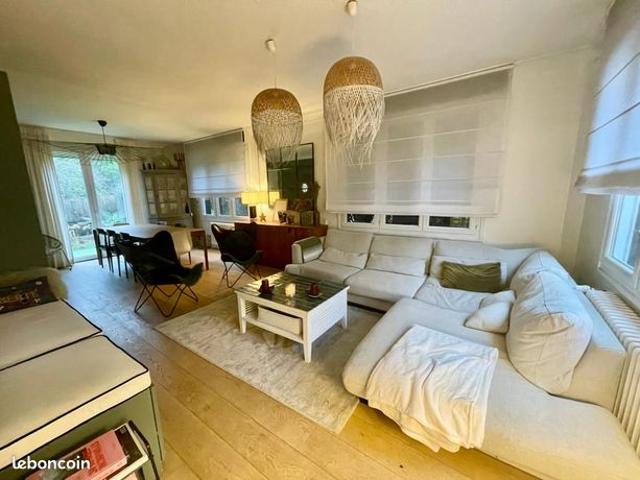 Maison 6 pièces 181 m²