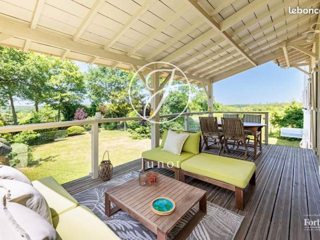 Maison 6 pièces 181 m²