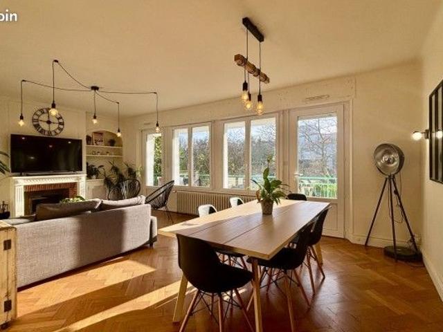 Maison 6 pièces 181 m²