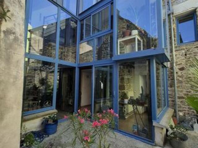 Maison 6 pièces 182 m²