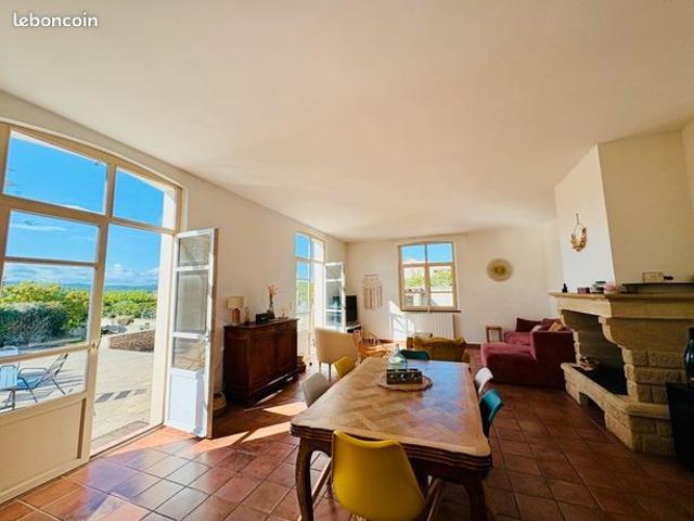 Maison 6 pièces 182 m²