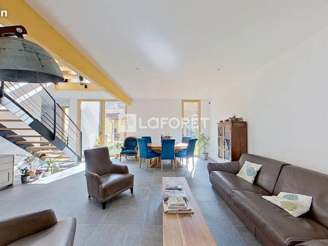 Maison 6 pièces 182 m²