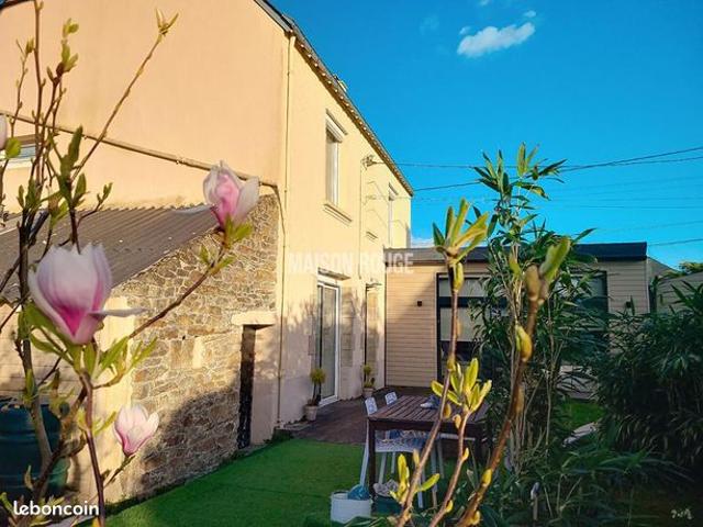 Maison 6 pièces 182 m²
