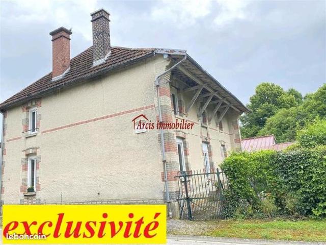 Maison 6 pièces 182 m²