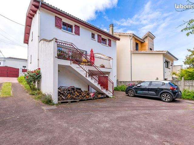 Maison 6 pièces 182 m²