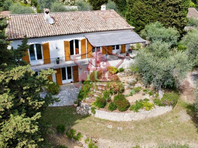 Maison 6 pièces 182 m²