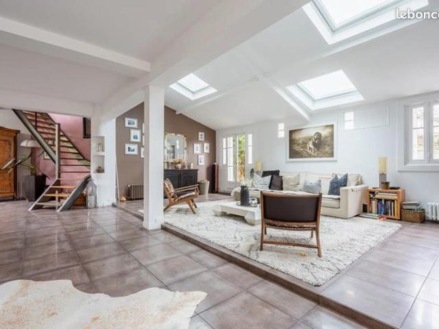 Maison 6 pièces 182 m²