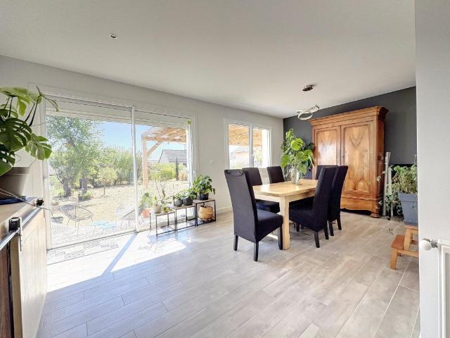 Maison 6 pièces 182 m²