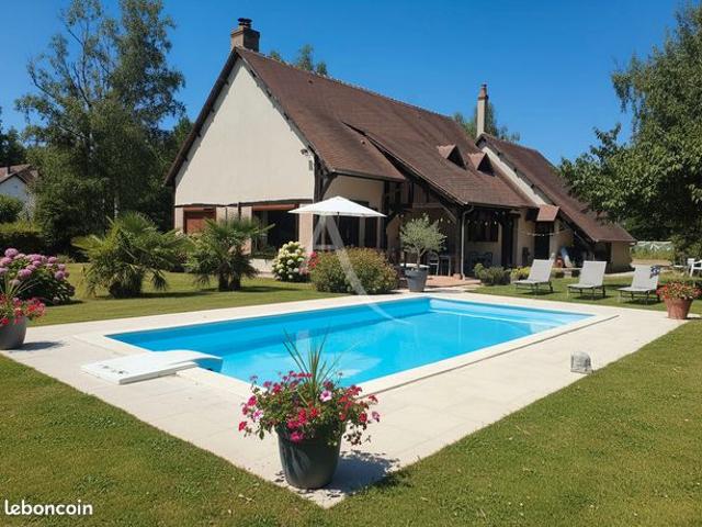 Maison 6 pièces 182 m²