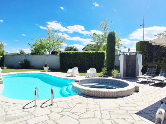 Maison 6 pièces 182 m²