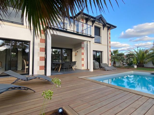 Maison 6 pièces 182 m²