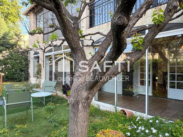 Maison 6 pièces 182 m²