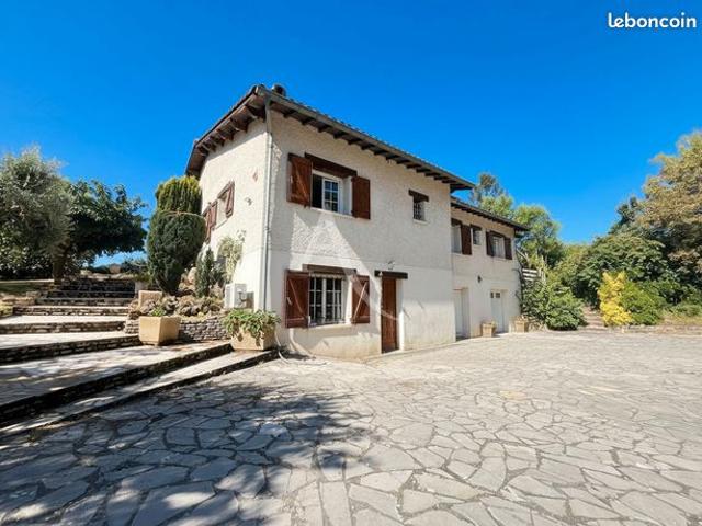 Maison 6 pièces 182 m²