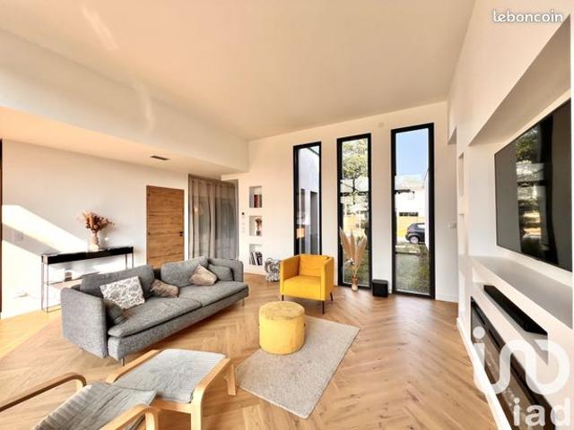 Maison 6 pièces 182 m²