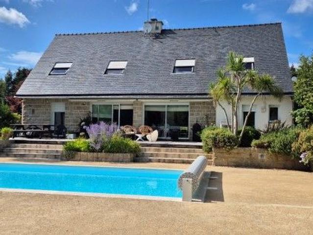 Maison 6 pièces 182 m²