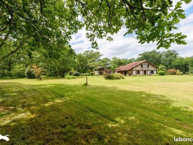 Maison 6 pièces 182 m²