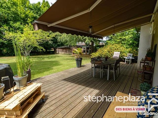 Maison 6 pièces 182 m²