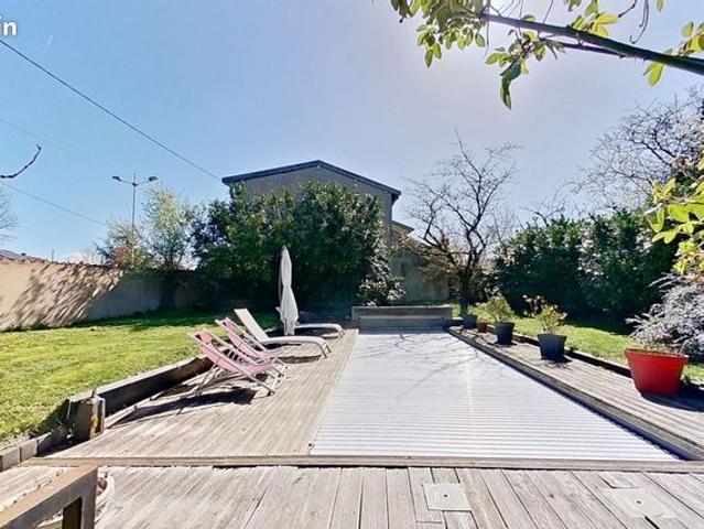 Maison 6 pièces 182 m²