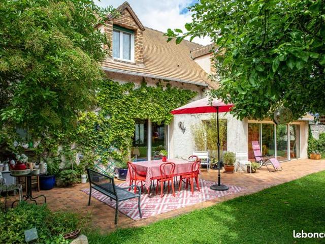 Maison 6 pièces 182 m²