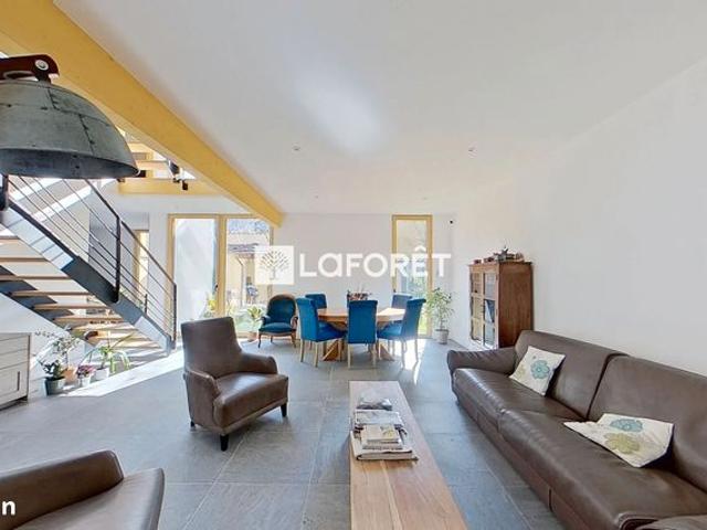 Maison 6 pièces 182 m²