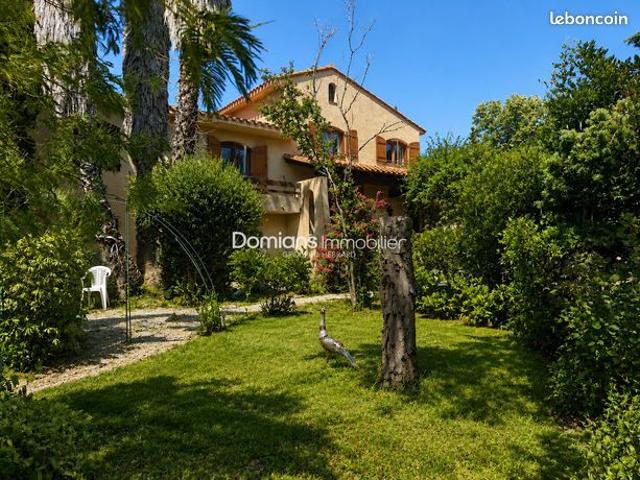Maison 6 pièces 182 m²