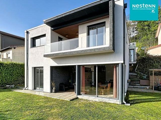 Maison 6 pièces 182 m²