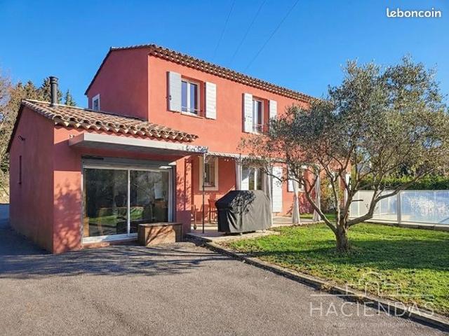 Maison 7 pièces 182 m²