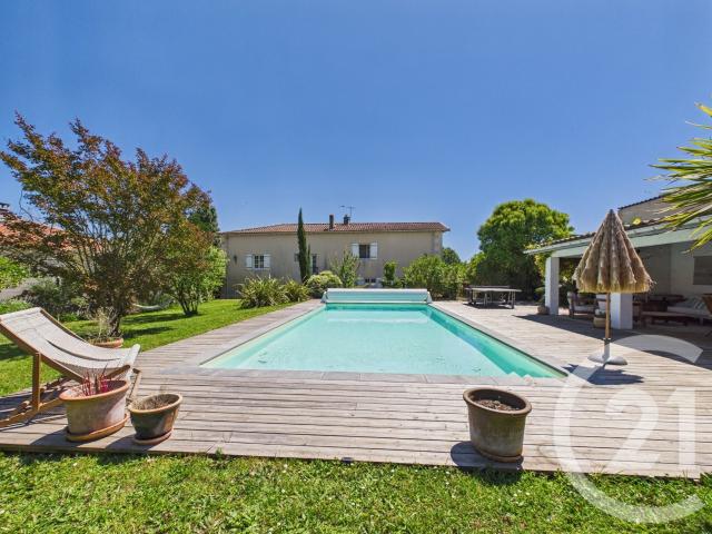 Maison 6 pièces 182 m²