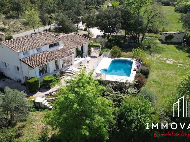 Maison 6 pièces 183 m²