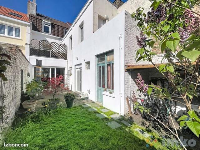 Maison 6 pièces 183 m²