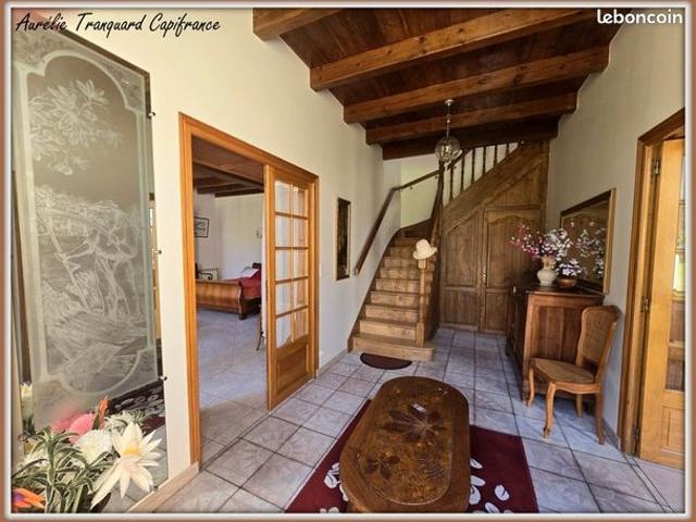 Maison 6 pièces 183 m²