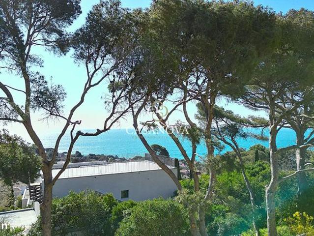 Maison 6 pièces 183 m²