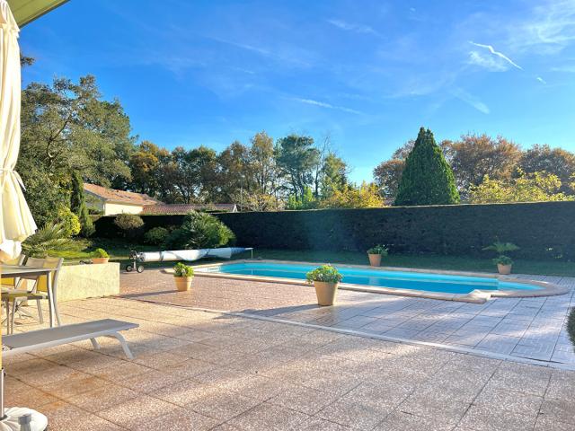 Maison 6 pièces 183 m²