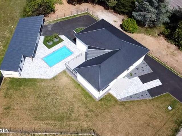 Maison 6 pièces 183 m²