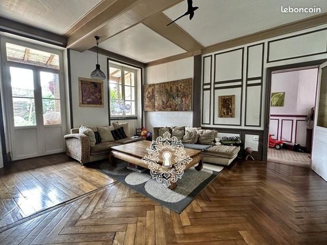 Maison 6 pièces 183 m²